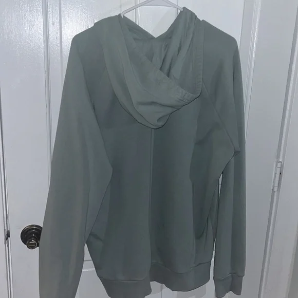 Men’s Under Armour Hoodie - Picture 3 of 4